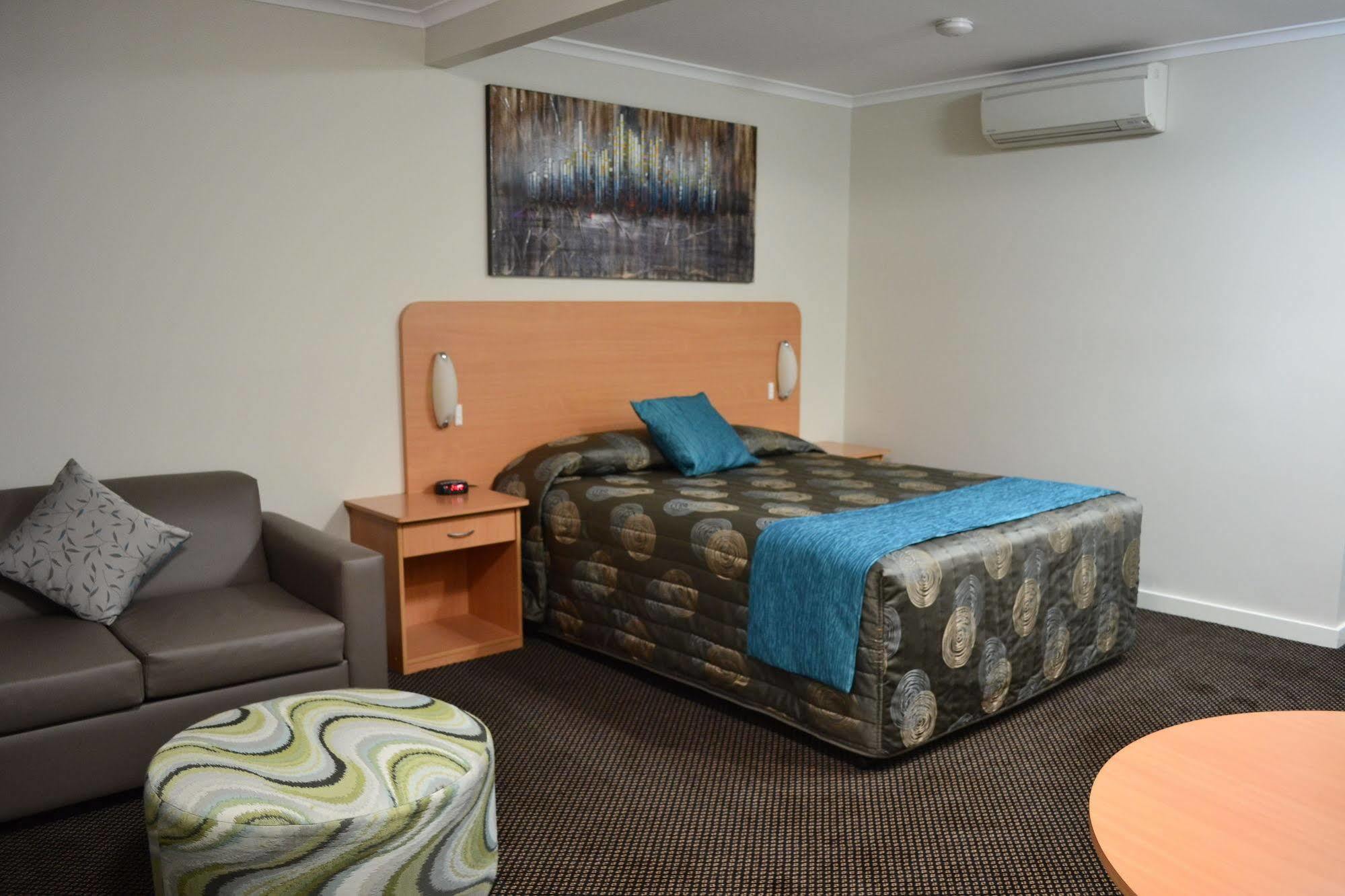 Cattlemans Country Motor Inn & Serviced Apartments Dubbo Extérieur photo