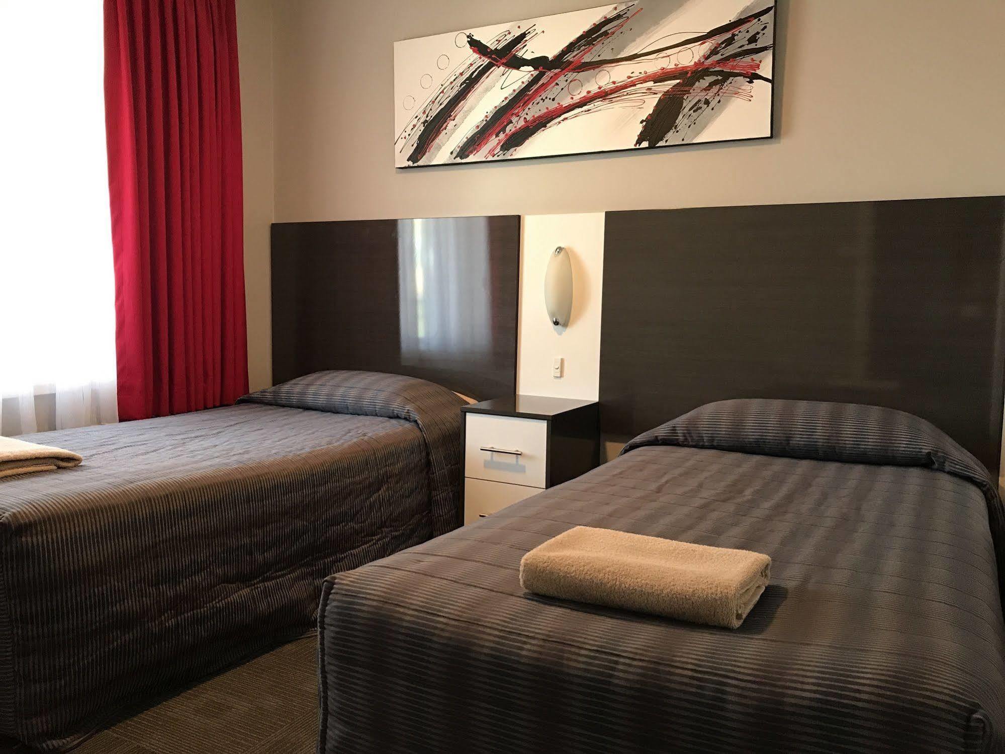 Cattlemans Country Motor Inn & Serviced Apartments Dubbo Extérieur photo